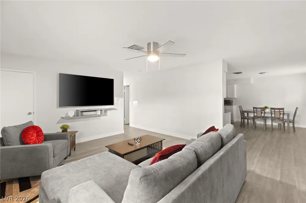 615 S 10th Street #A Las Vegas, NV 89101