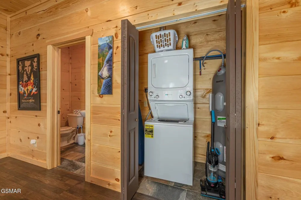 3181 Thomas Headrick Road Sevierville, TN 37862