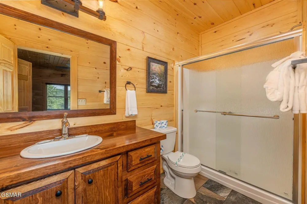 3181 Thomas Headrick Road Sevierville, TN 37862