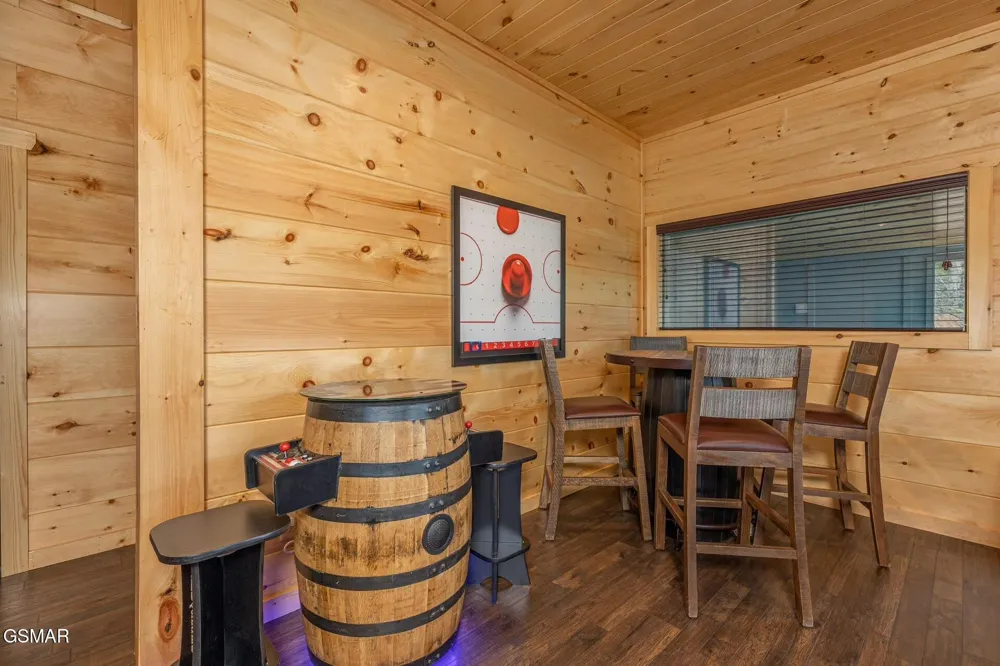 3181 Thomas Headrick Road Sevierville, TN 37862