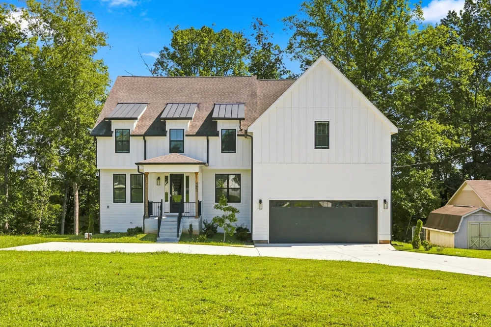 320 Bjs Lndg Estill Springs, TN 37330