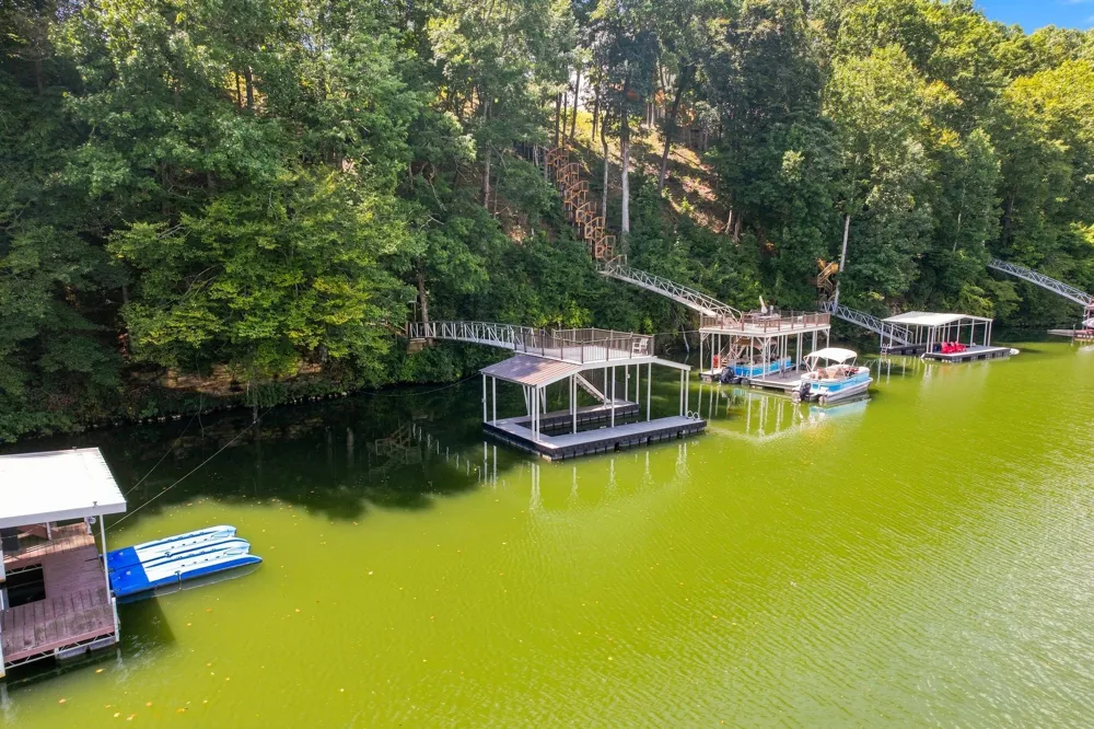 320 Bjs Lndg Estill Springs, TN 37330
