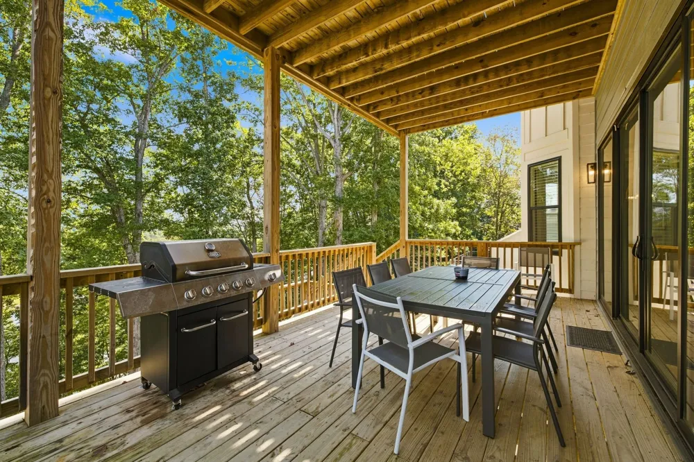 320 Bjs Lndg Estill Springs, TN 37330
