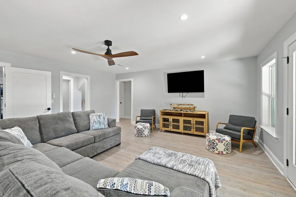 320 Bjs Lndg Estill Springs, TN 37330