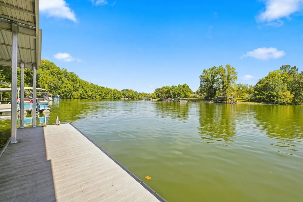 320 Bjs Lndg Estill Springs, TN 37330