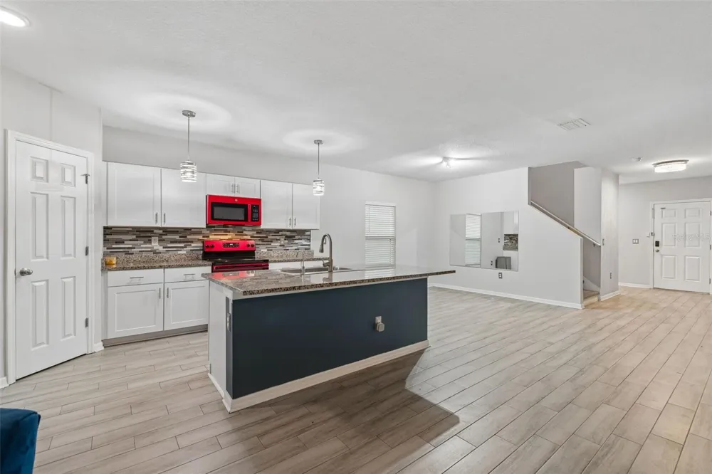 13113 FRUITVILLE WAY Riverview, FL 33579
