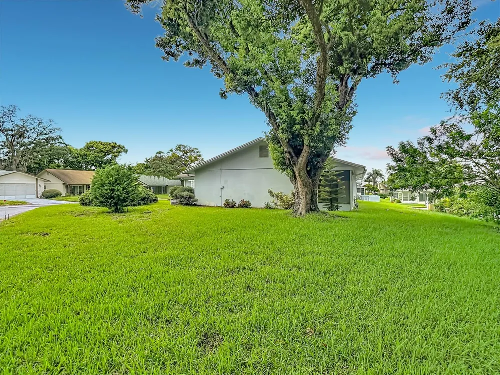 8045 PASADENA DRIVE Port Richey, FL 34668