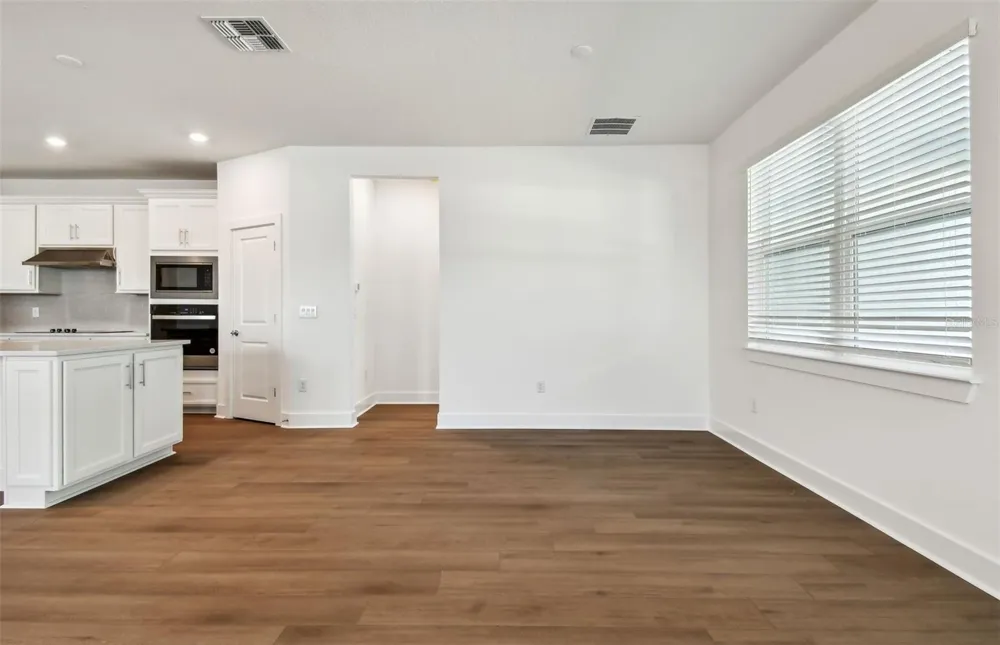 37343 CLINCH CIRCLE Zephyrhills, FL 33540