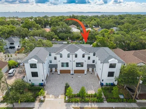 5210 BAYSHORE BOULEVARD #3