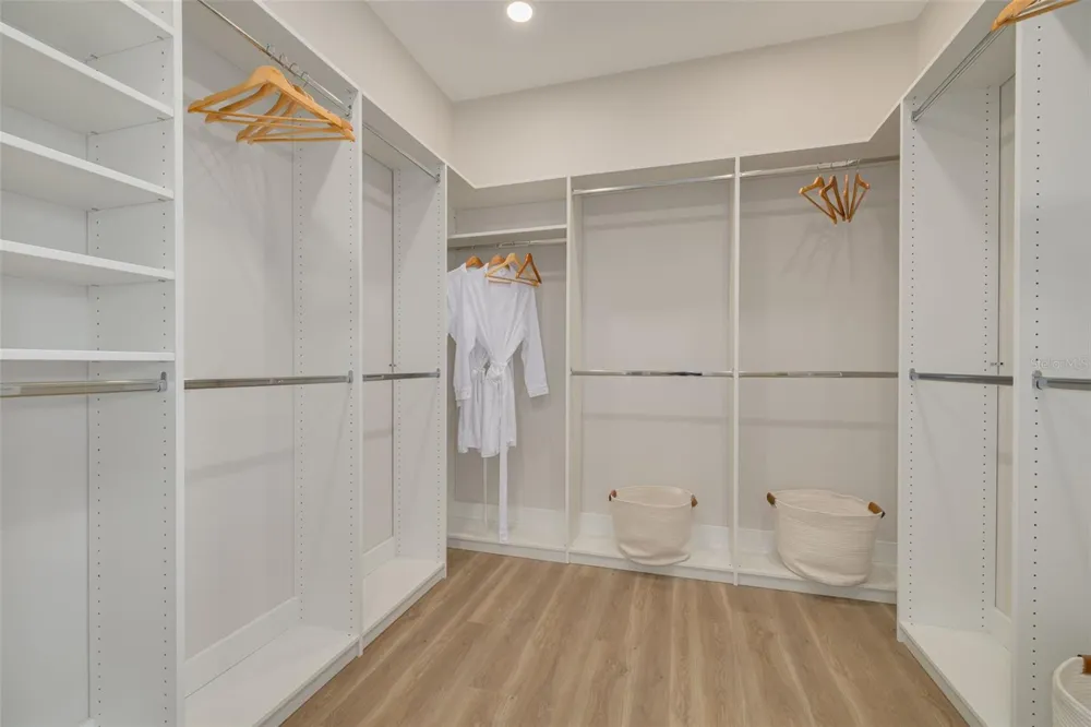 5210 BAYSHORE BOULEVARD #3 Tampa, FL 33611