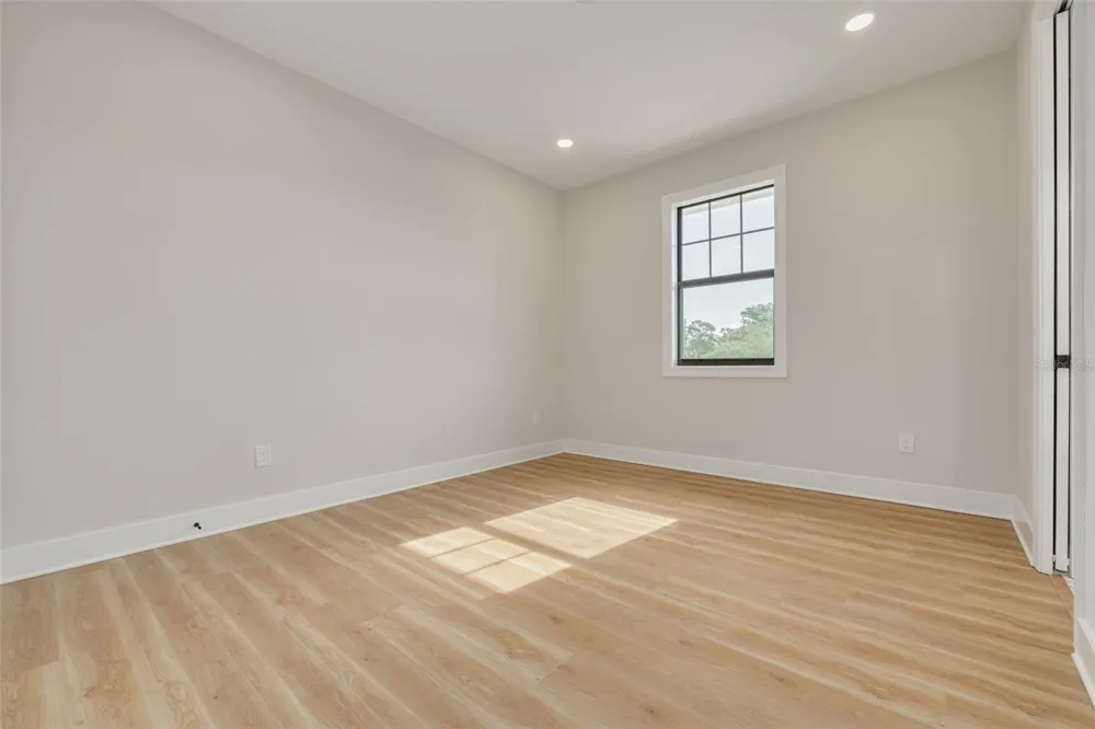 5210 BAYSHORE BOULEVARD #3 Tampa, FL 33611