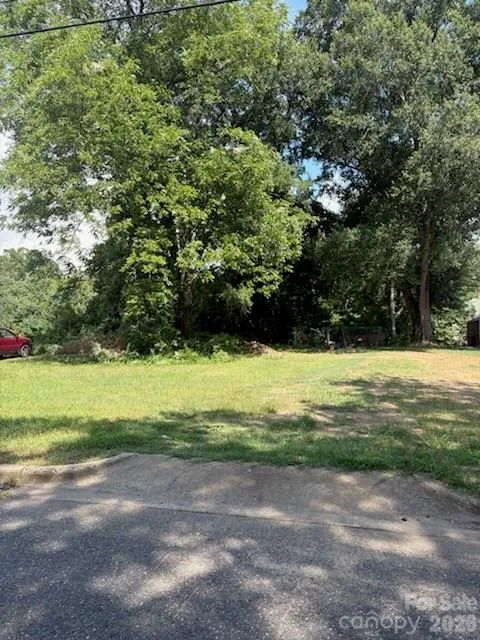 417 CLEGG STREET #8 Shelby, NC 28150