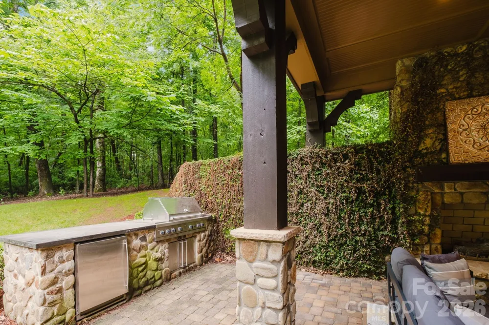 10930 Green Heron Court Charlotte, NC 28278
