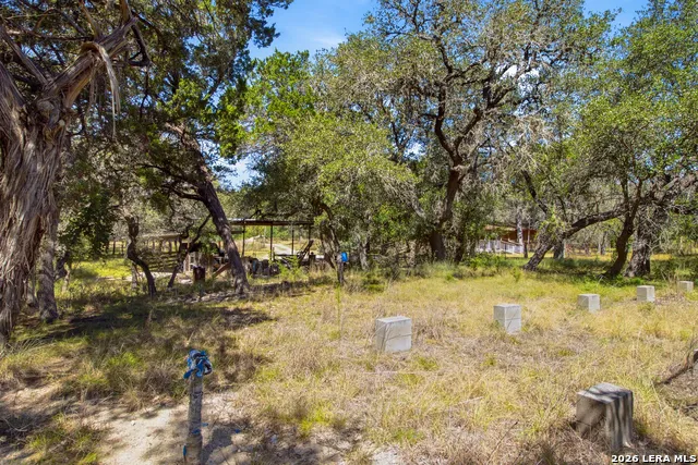 5943 Wharton's Dock Rd Bandera, TX 78003