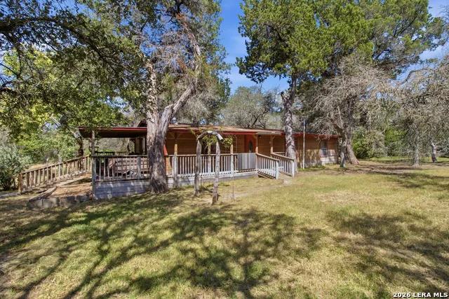 5943 Wharton's Dock Rd Bandera, TX 78003