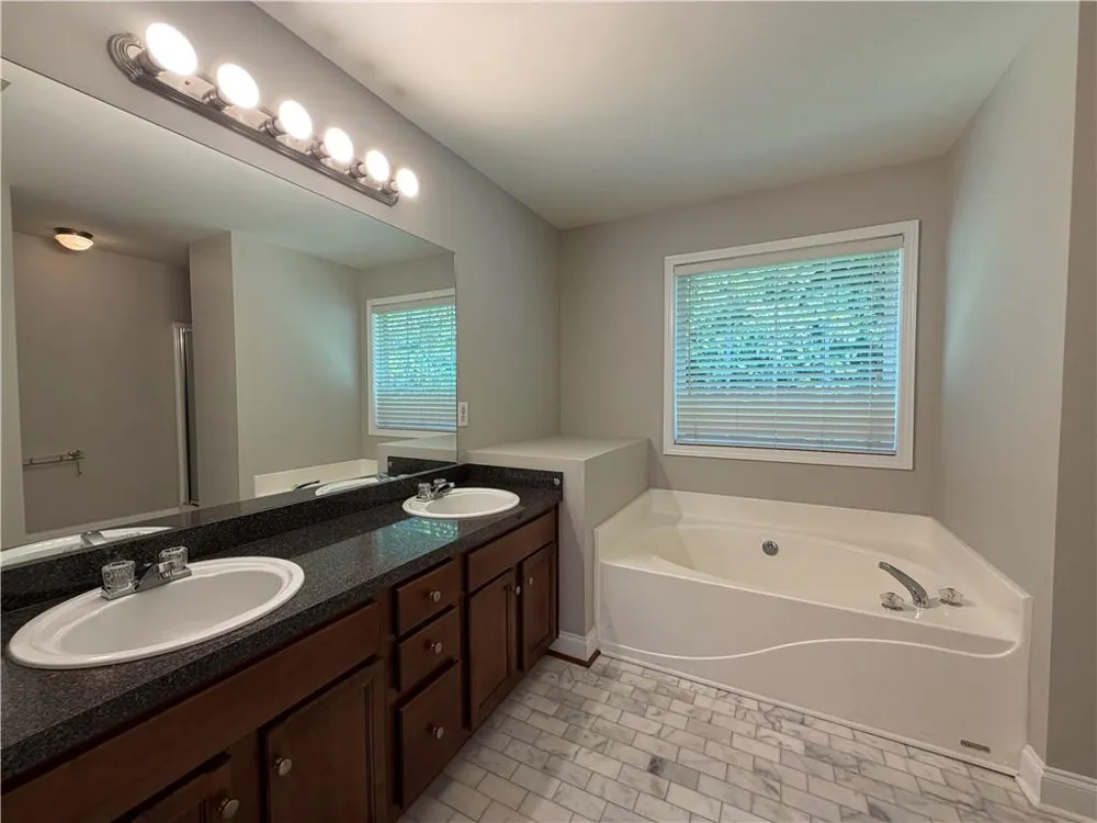 4468 Karron Drive Powder Springs, GA 30127