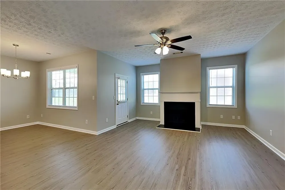 240 Clairidge Lane Lawrenceville, GA 30046