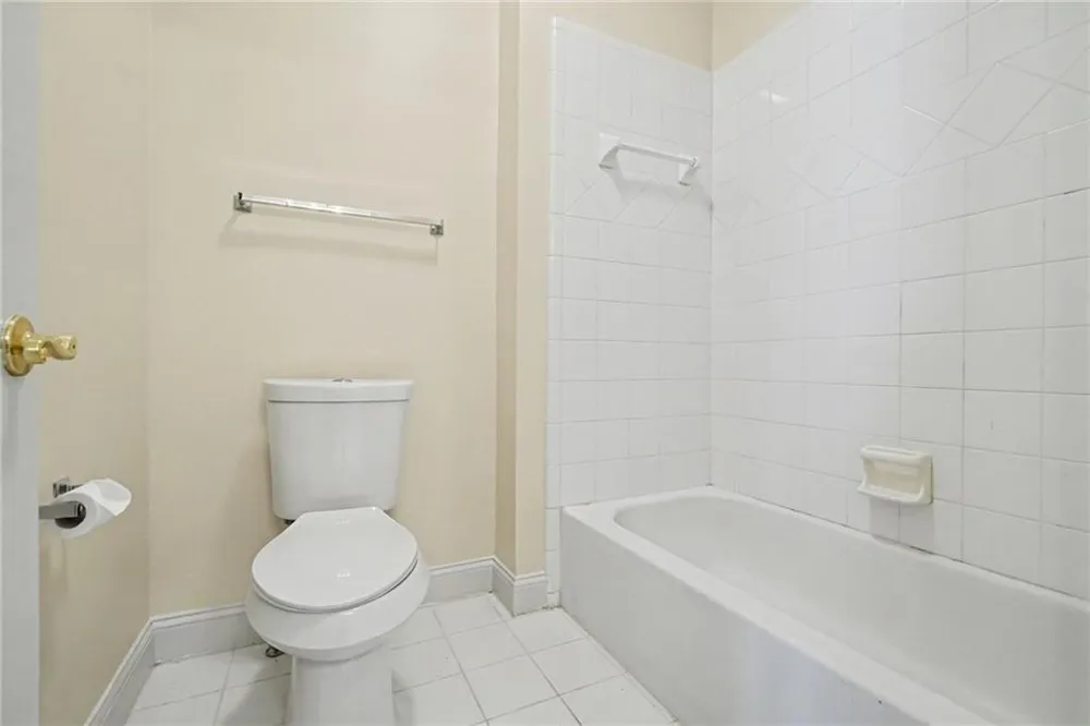 5004 Lexington Drive Roswell, GA 30075