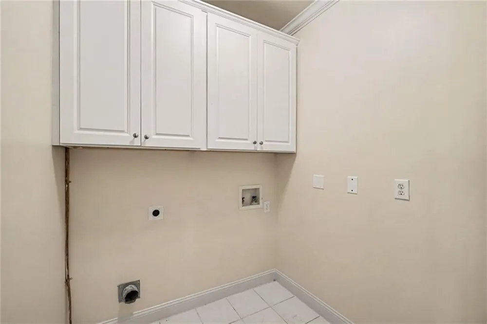 5004 Lexington Drive Roswell, GA 30075