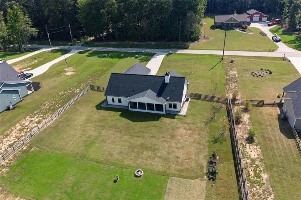 425 Rc Thompson Road Dallas, GA 30157