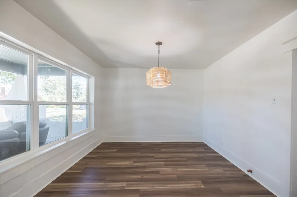 1325 Highland Avenue Abilene, TX 79605