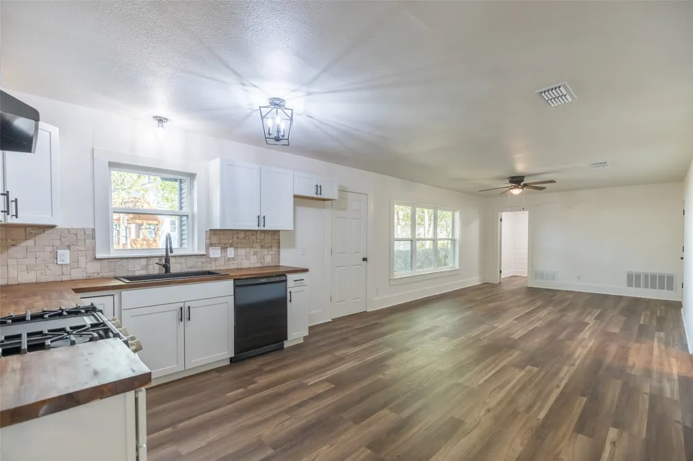 1325 Highland Avenue Abilene, TX 79605