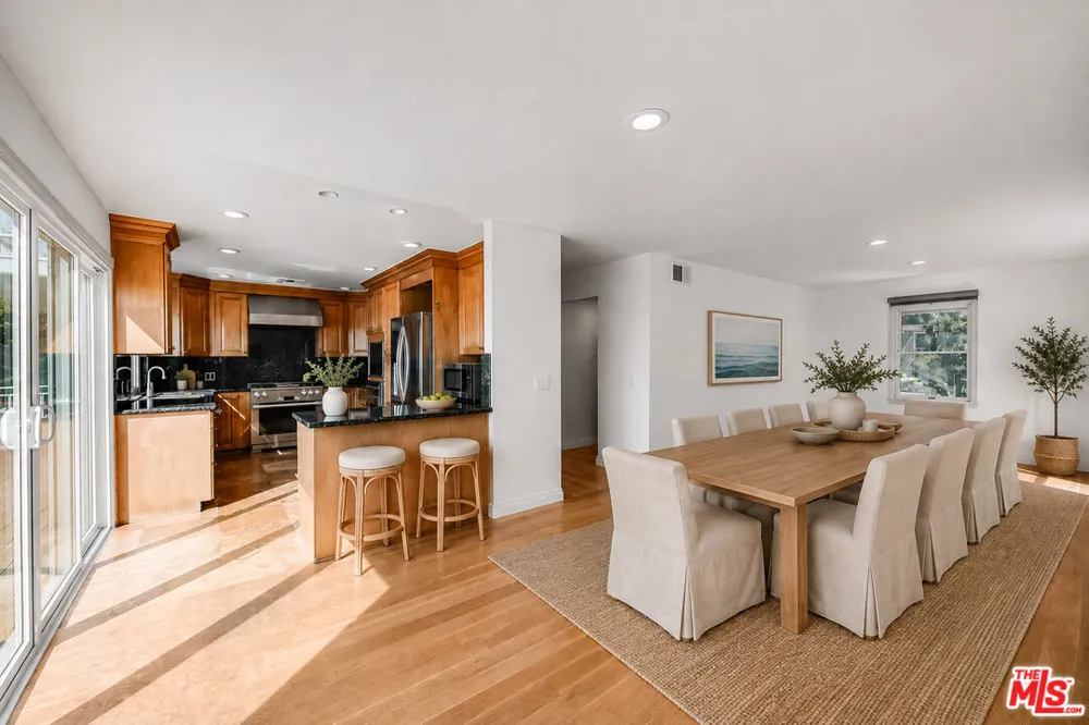 6457 Surfside Way Malibu, CA 90265
