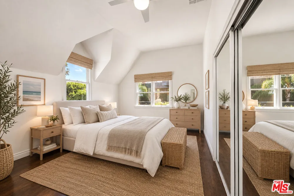 6457 Surfside Way Malibu, CA 90265