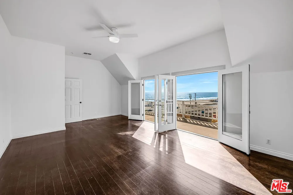 6457 Surfside Way Malibu, CA 90265