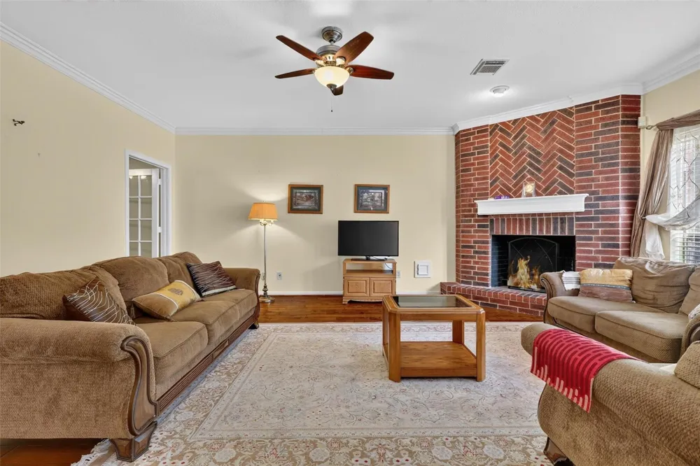 1306 Gabriel River Circle Sugar Land, TX 77478