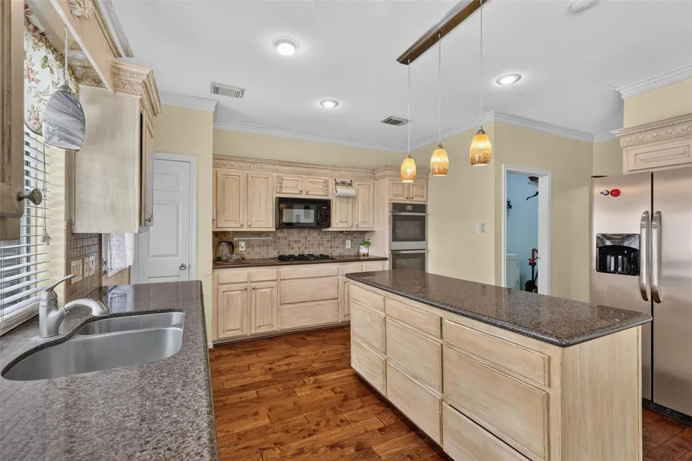 1306 Gabriel River Circle Sugar Land, TX 77478