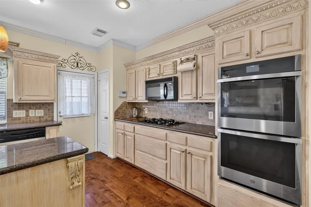 1306 Gabriel River Circle Sugar Land, TX 77478