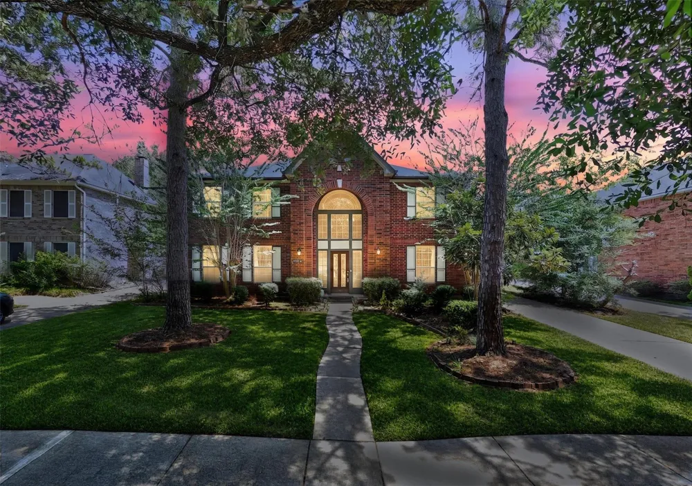 1306 Gabriel River Circle Sugar Land, TX 77478