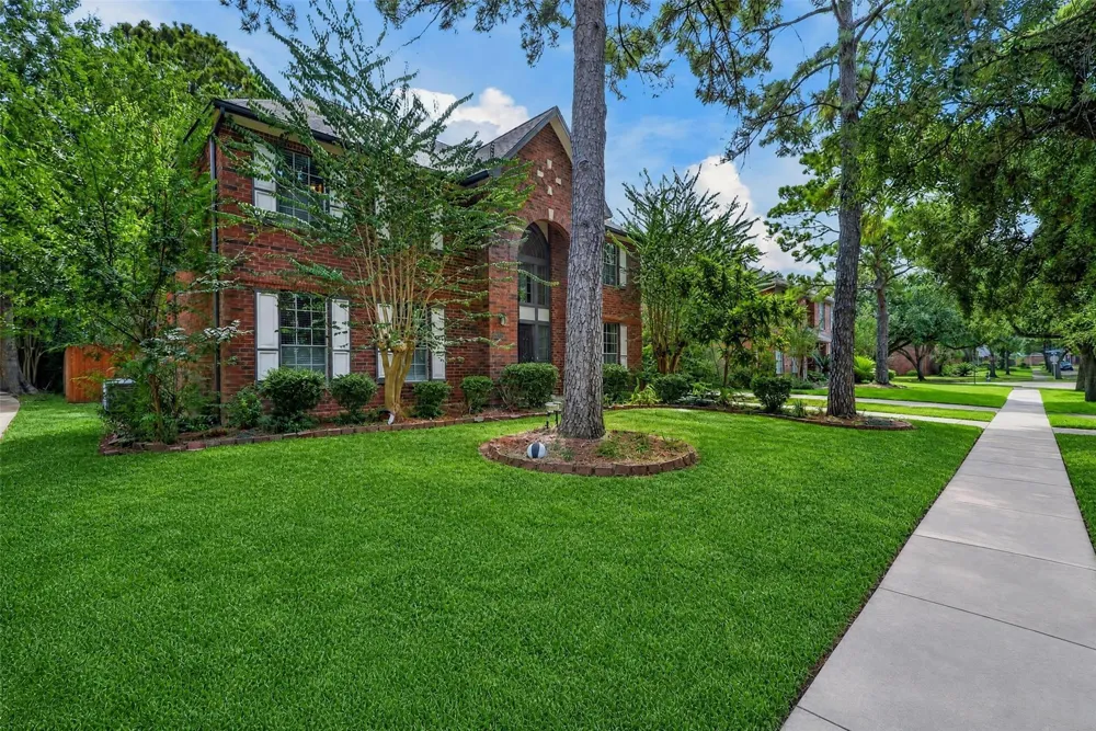 1306 Gabriel River Circle Sugar Land, TX 77478