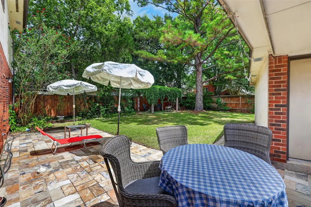 1306 Gabriel River Circle Sugar Land, TX 77478