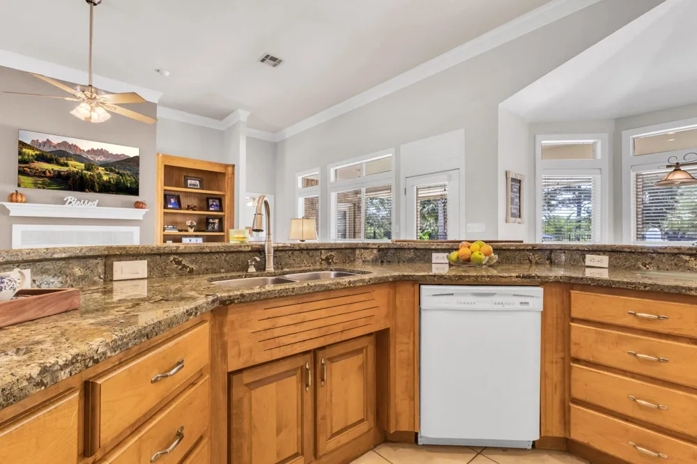 8480 Anastasia Avenue Beaumont, TX 77705