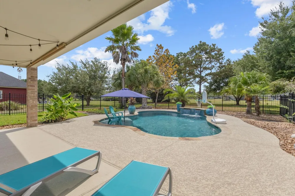 8480 Anastasia Avenue Beaumont, TX 77705