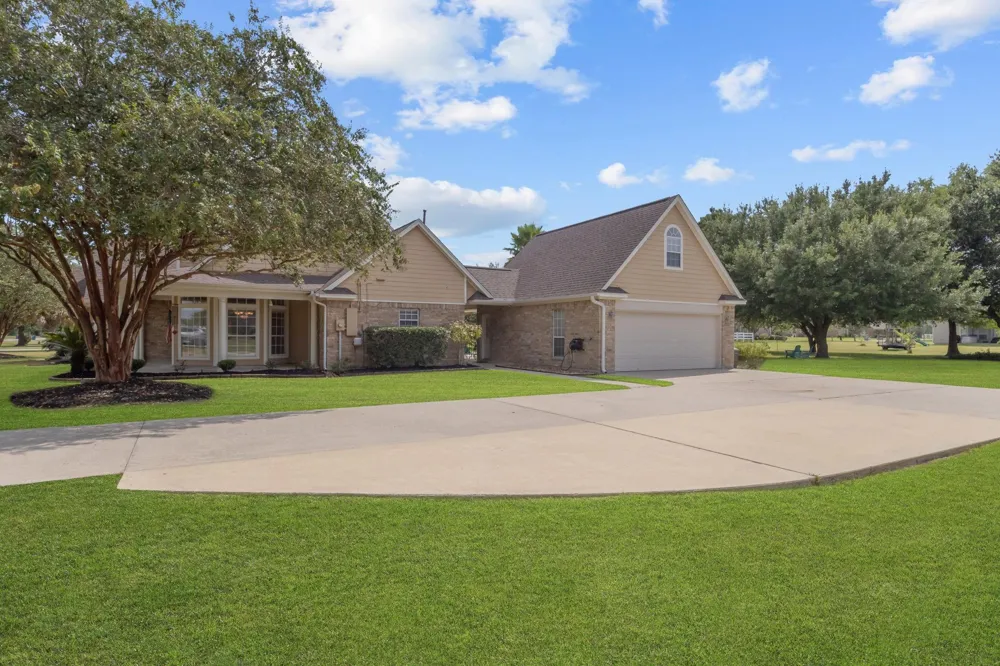 8480 Anastasia Avenue Beaumont, TX 77705