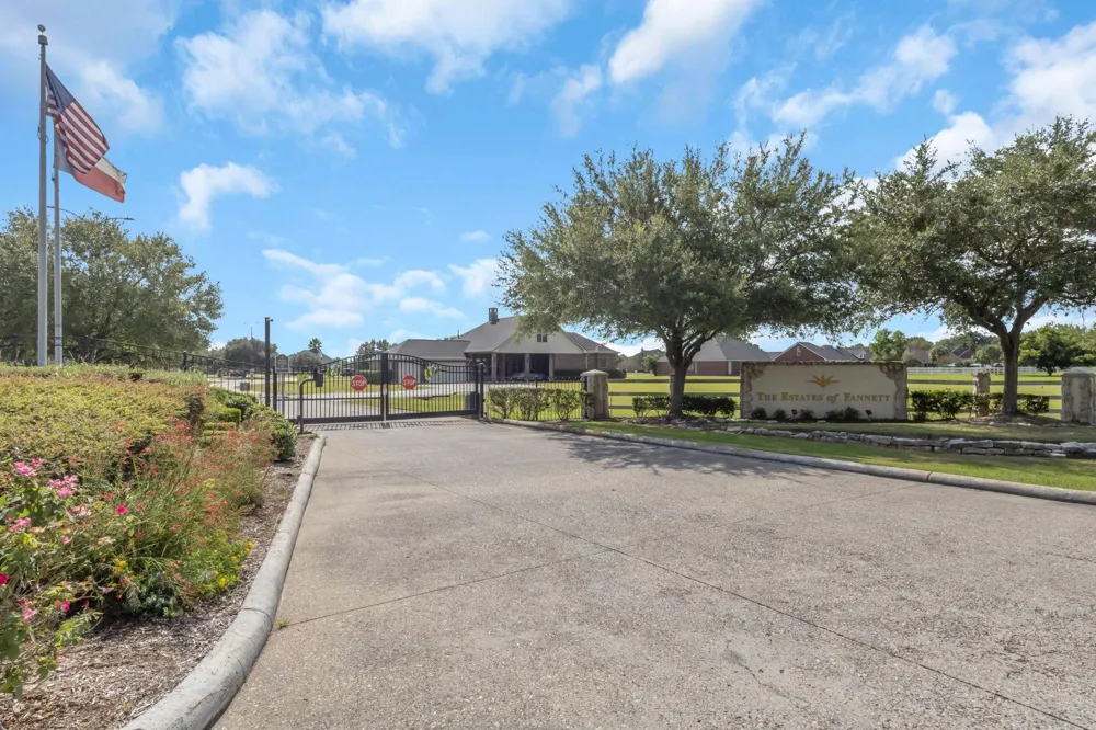 8480 Anastasia Avenue Beaumont, TX 77705