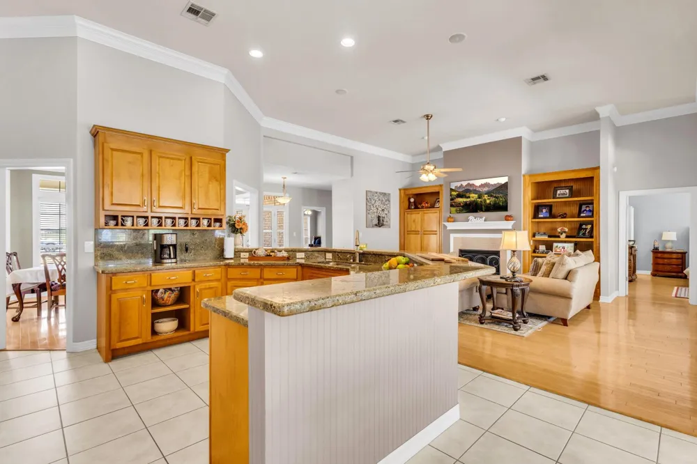 8480 Anastasia Avenue Beaumont, TX 77705