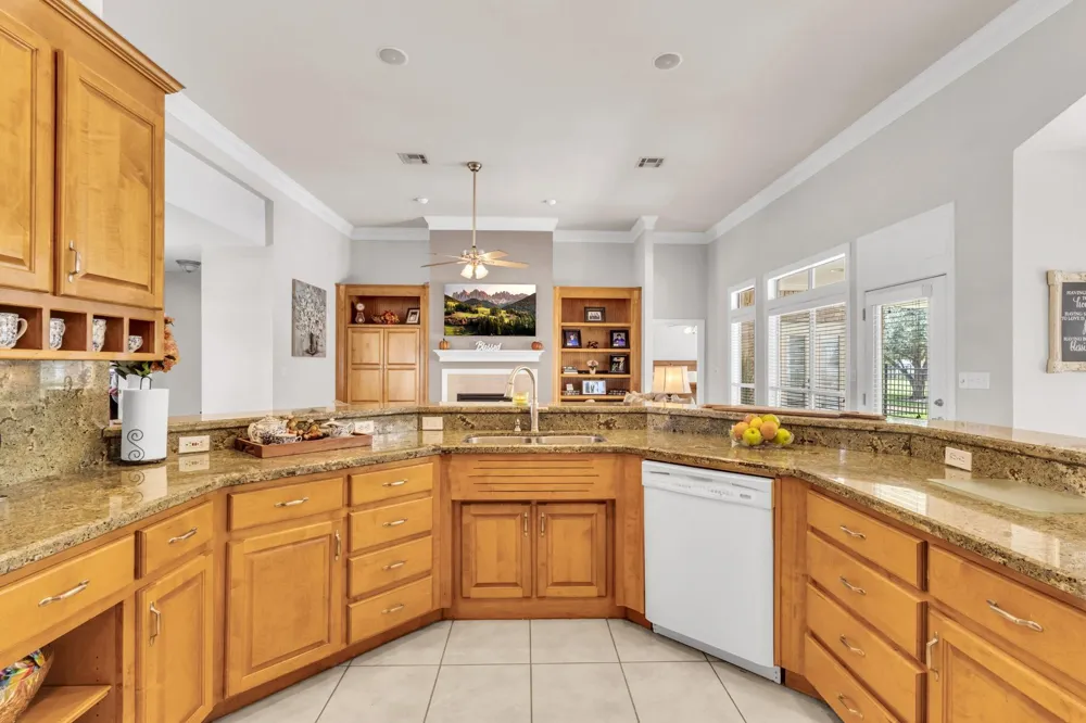 8480 Anastasia Avenue Beaumont, TX 77705