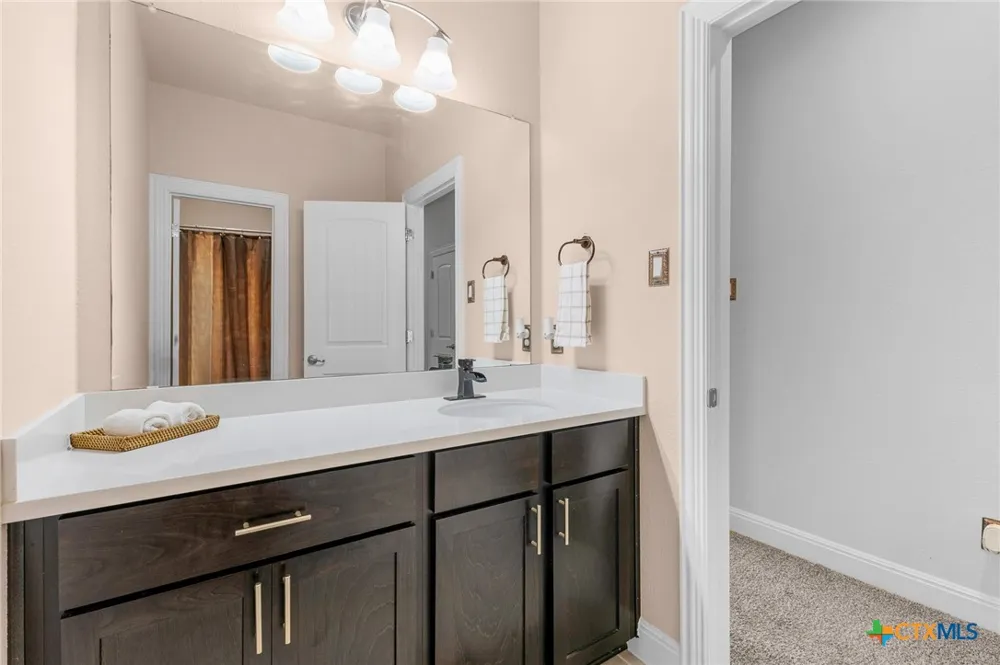 428 Landing Lane Leander, TX 78641