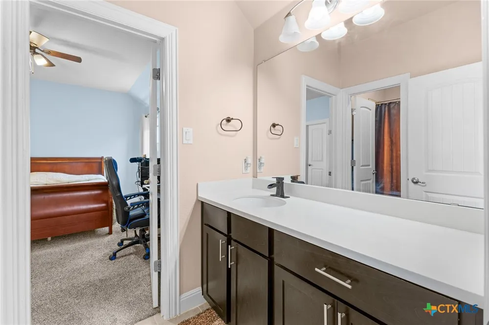 428 Landing Lane Leander, TX 78641