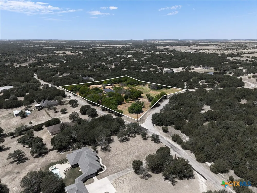 3322 County Road 1020 Lampasas, TX 76550