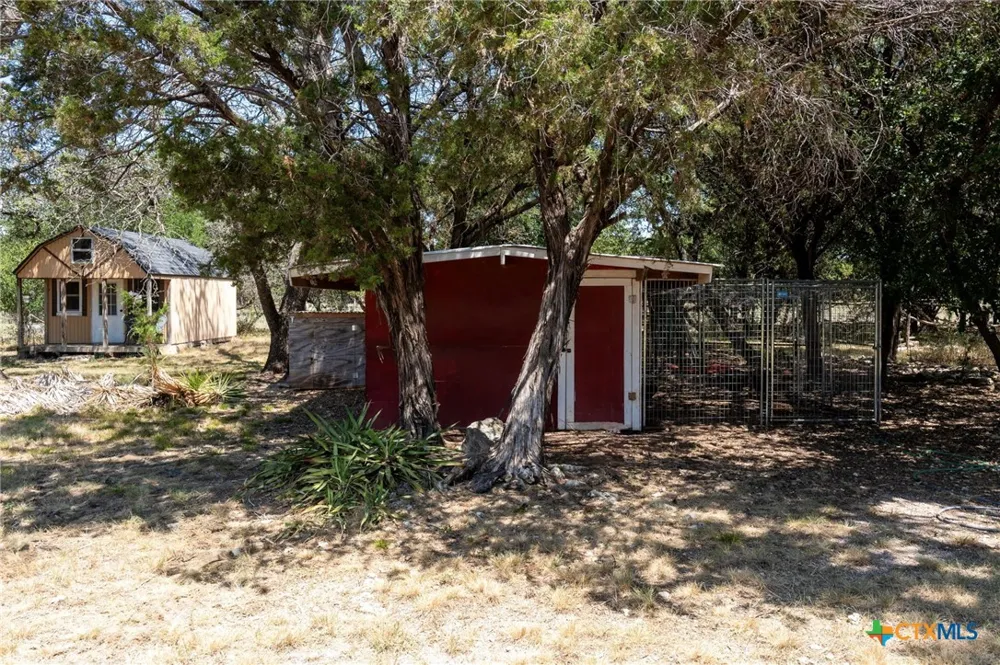 3322 County Road 1020 Lampasas, TX 76550