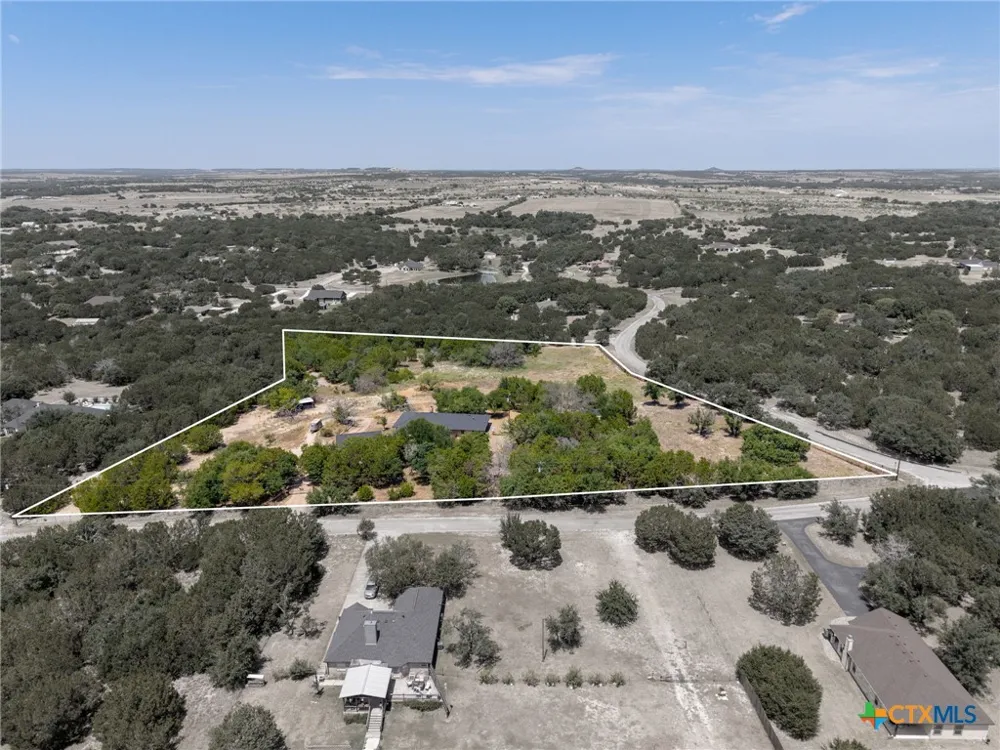 3322 County Road 1020 Lampasas, TX 76550