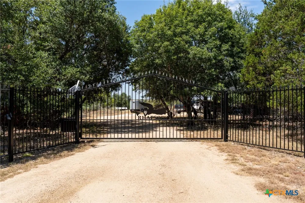 3322 County Road 1020 Lampasas, TX 76550