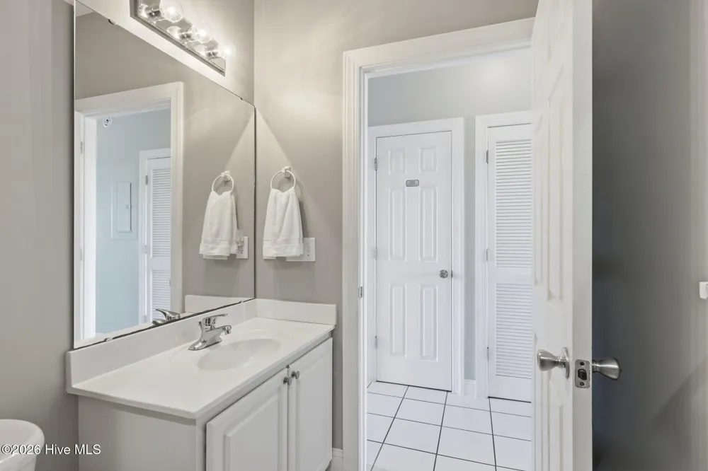 1701 Salter Path Road #103f Salter Path, NC 28575