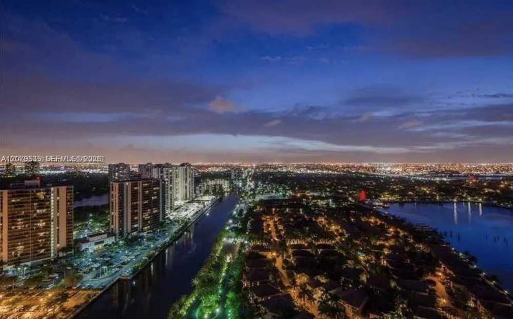 3802 NE 207th St #2802 Aventura, FL 33180