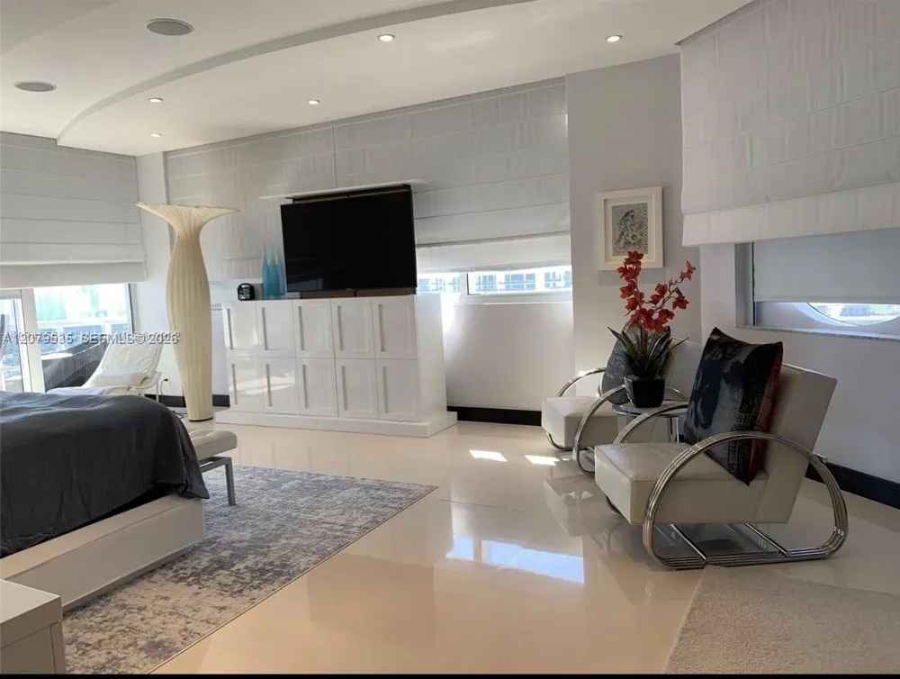 3802 NE 207th St #2802 Aventura, FL 33180